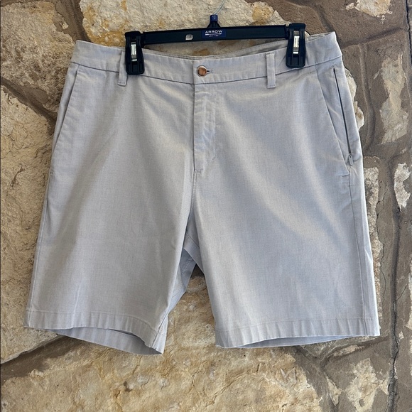 Mens Lululemon Commission Short - Picture 2 of 3